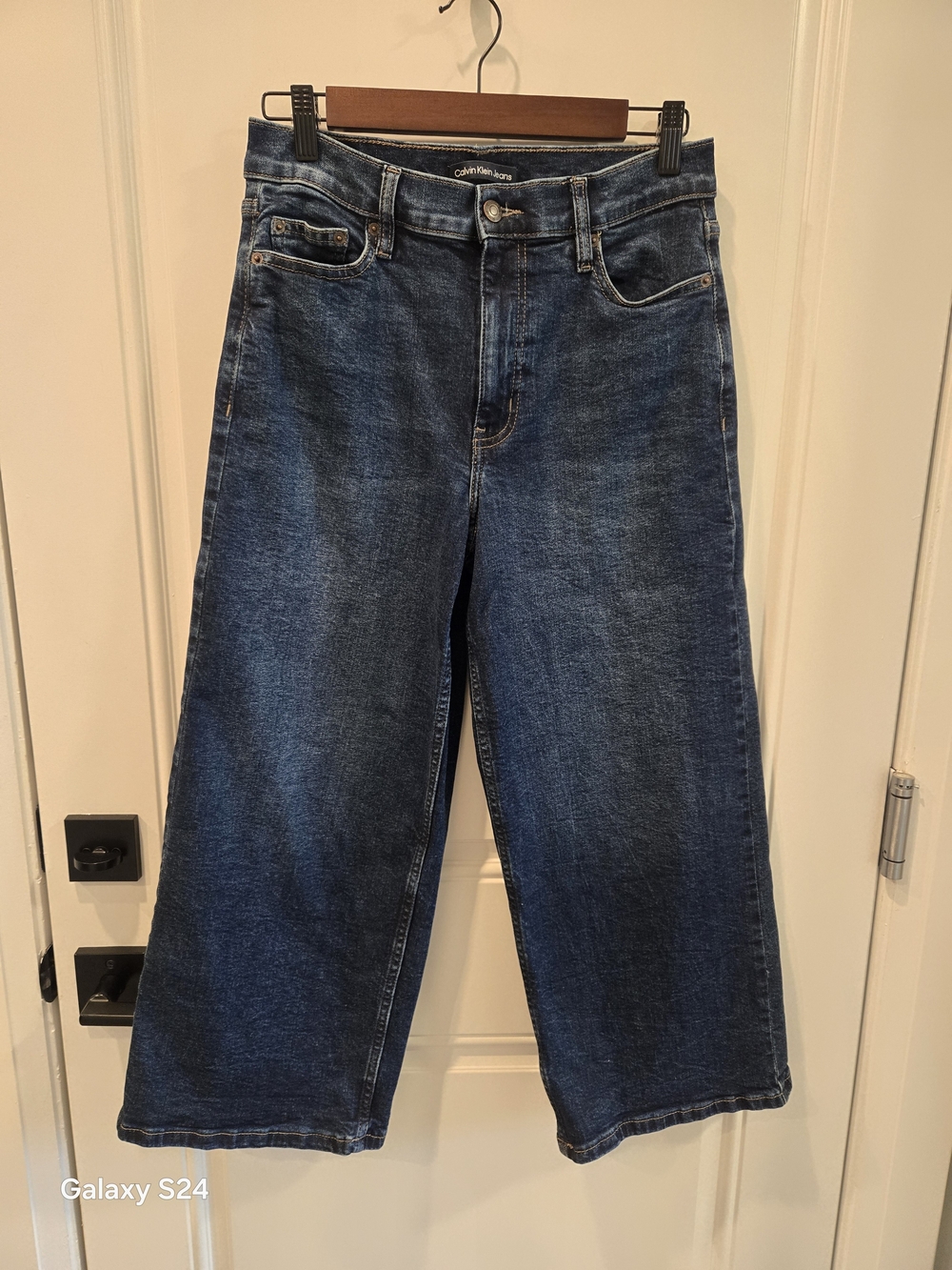 Calvin Klein Jeans Wide-Leg Flare Jeans in Dark Blue